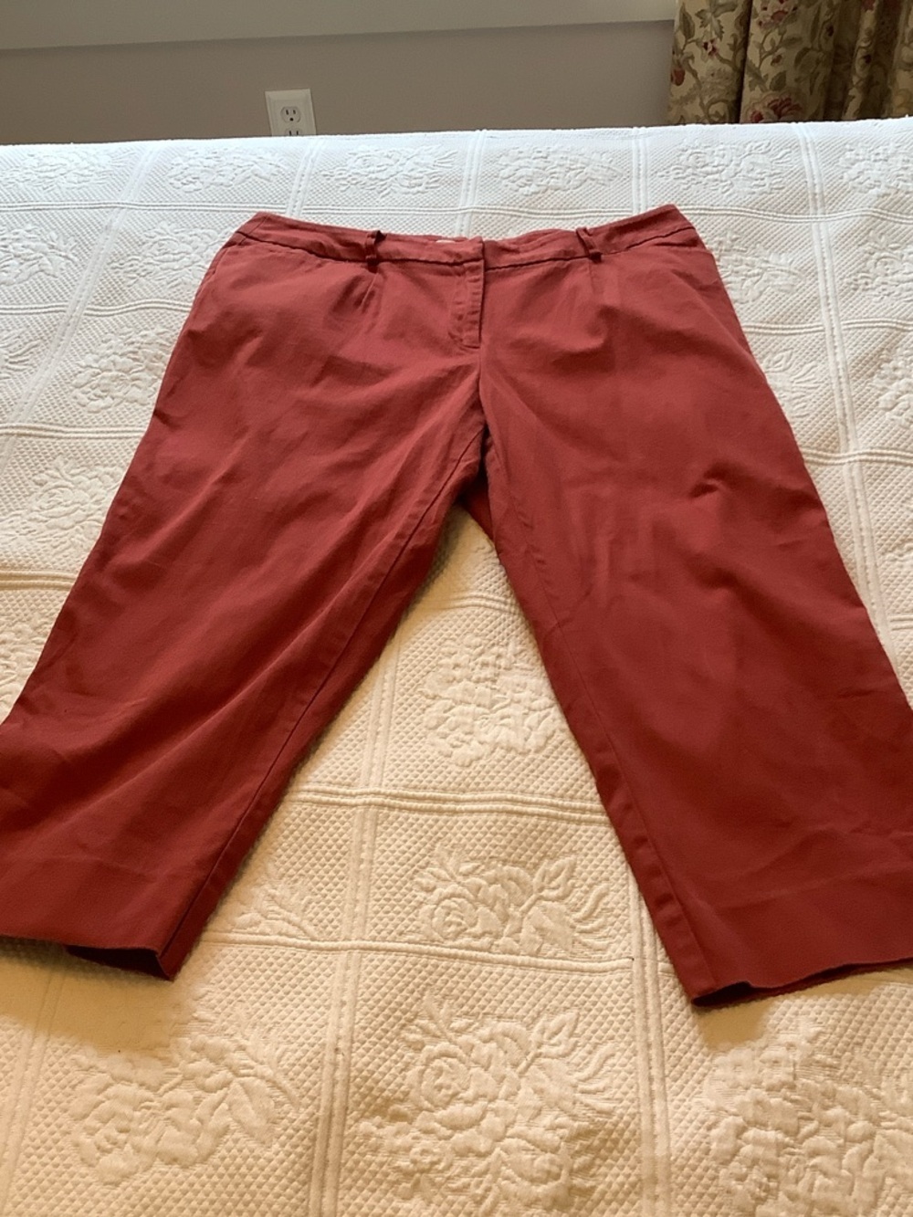 St. John's Bay Woman Stretch Coral Cropped Dress Pants - Picture 2 of 7